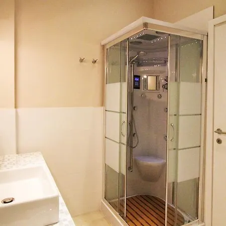B&B Dormire Bologna Bed & Breakfast 2*