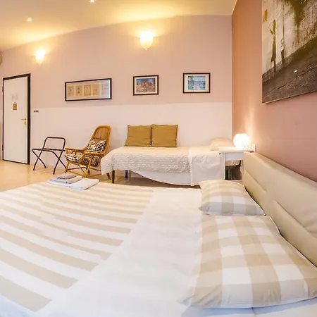 Bed & Breakfast B&B Dormire Bologna 2*